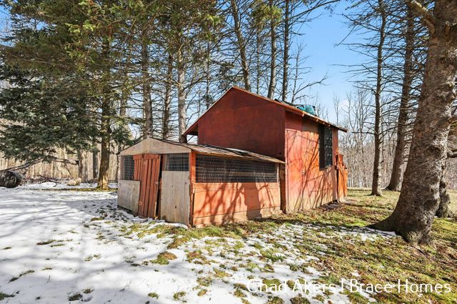 9555 Eastern Avenue SE, Byron Center, MI 49315