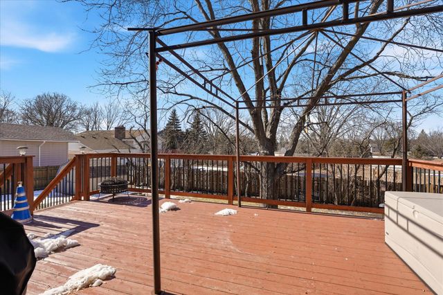 13214 Davenport Street NE, Blaine, MN 55449