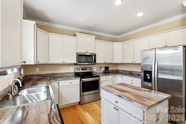 26 Brigman Road, Weaverville, NC 28787