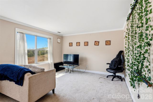 26 Brigman Road, Weaverville, NC 28787
