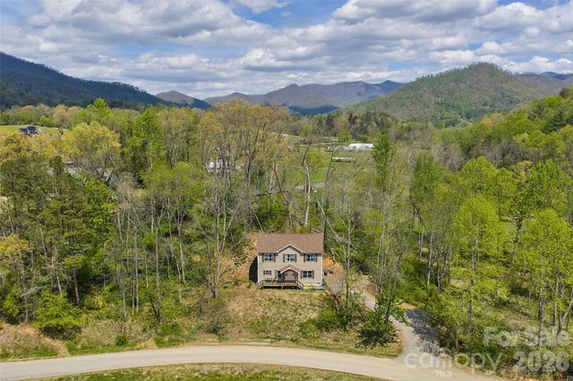26 Brigman Road, Weaverville, NC 28787