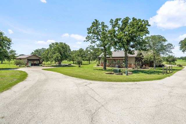 468 Davis Road, Lipan, TX 76462