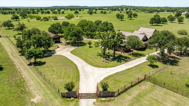468 Davis Road, Lipan, TX 76462