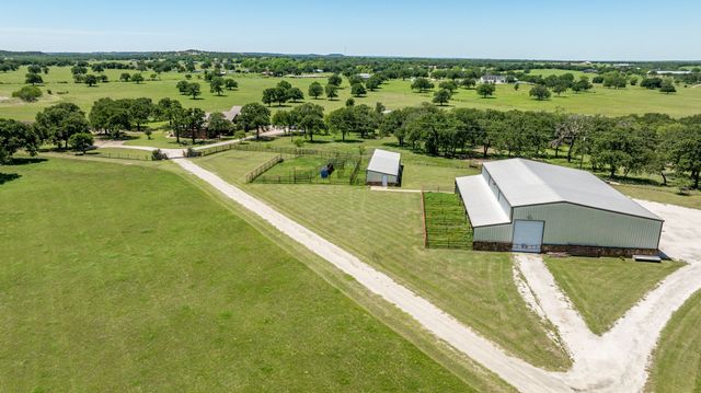 468 Davis Road, Lipan, TX 76462