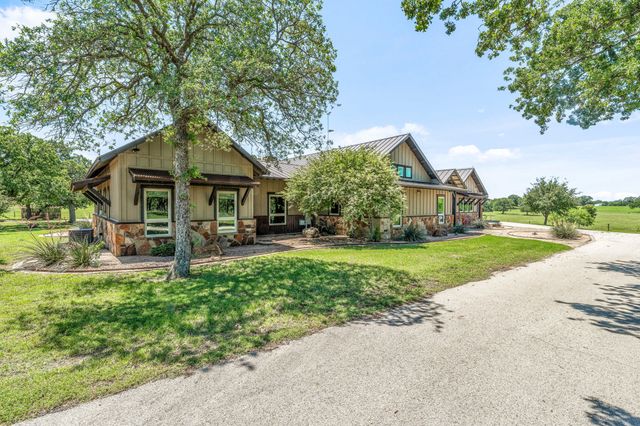 468 Davis Road, Lipan, TX 76462