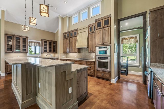 468 Davis Road, Lipan, TX 76462