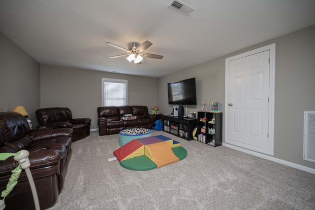 4844 Ark Ln, Murfreesboro, TN 37128