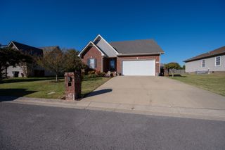 4844 Ark Ln, Murfreesboro, TN 37128