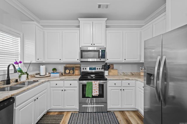 1301 Ridgefield Circle, Searcy, AR 72143