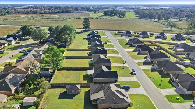 1301 Ridgefield Circle, Searcy, AR 72143