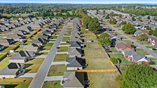 1301 Ridgefield Circle, Searcy, AR 72143