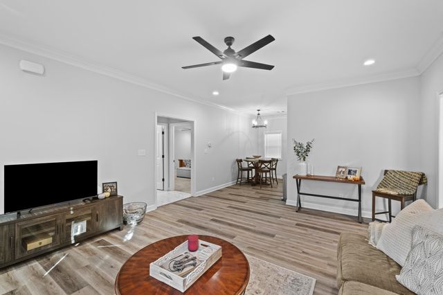 1301 Ridgefield Circle, Searcy, AR 72143