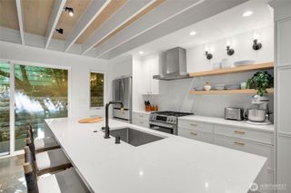 2127 2nd Avenue N, Seattle, WA 98109