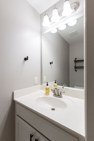 6534 Marauder Dr, Nashville, TN 37209