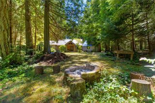 3330 Solitude Place, Clinton, WA 98236