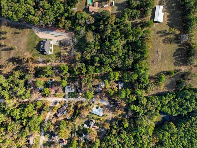 408 Robinhood Circle, Crockett, TX 75835