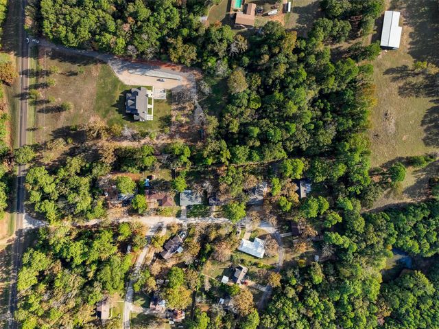 408 Robinhood Circle, Crockett, TX 75835