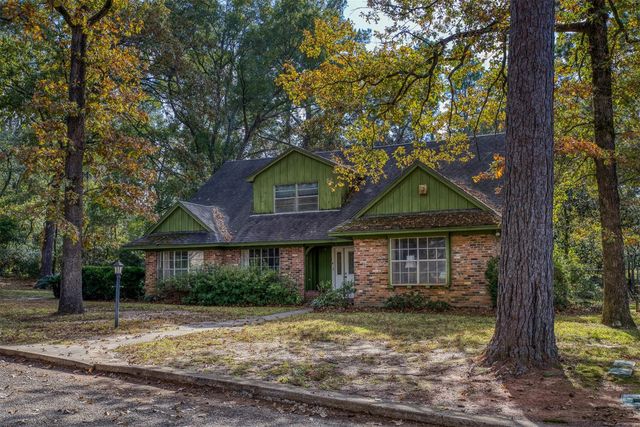 408 Robinhood Circle, Crockett, TX 75835