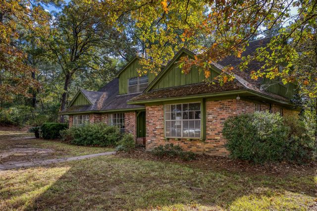 408 Robinhood Circle, Crockett, TX 75835