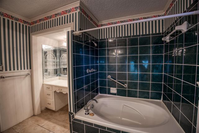 408 Robinhood Circle, Crockett, TX 75835