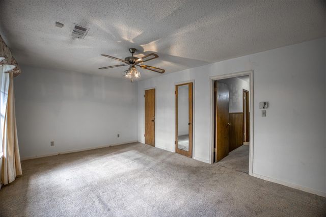 408 Robinhood Circle, Crockett, TX 75835