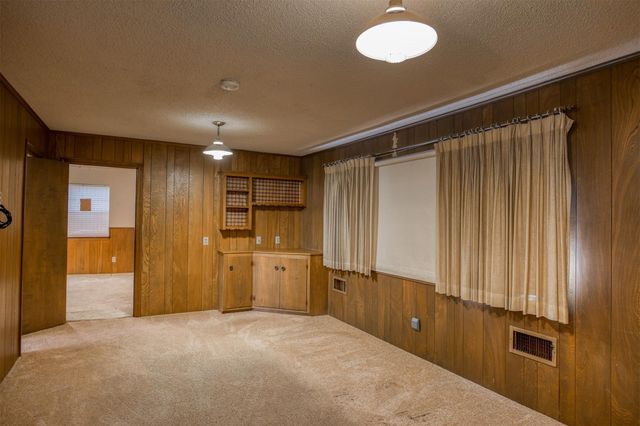 408 Robinhood Circle, Crockett, TX 75835