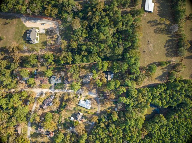 408 Robinhood Circle, Crockett, TX 75835