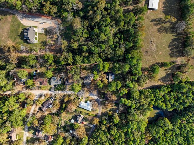 408 Robinhood Circle, Crockett, TX 75835