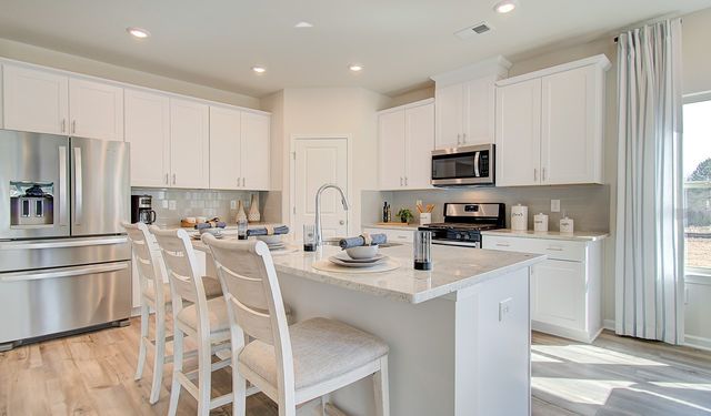 1937 Mahala Dr, Hermitage, TN 37076