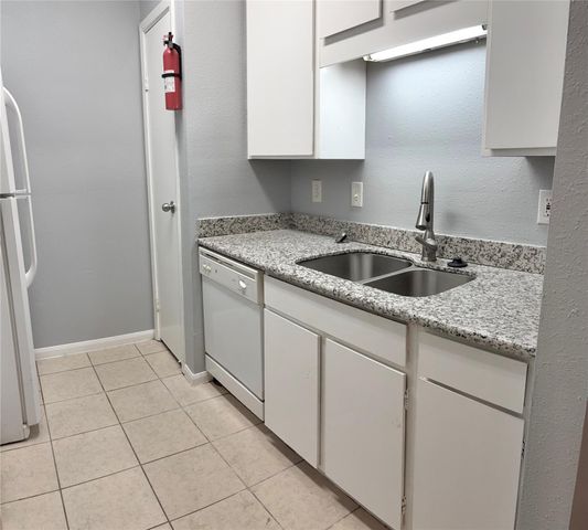 10049 Westpark Drive 107, Houston, TX 77042