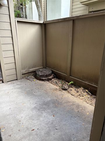 10049 Westpark Drive 107, Houston, TX 77042