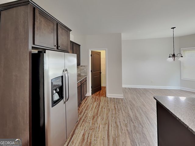 553 Cherry Creek Drive, Loganville, GA 30052