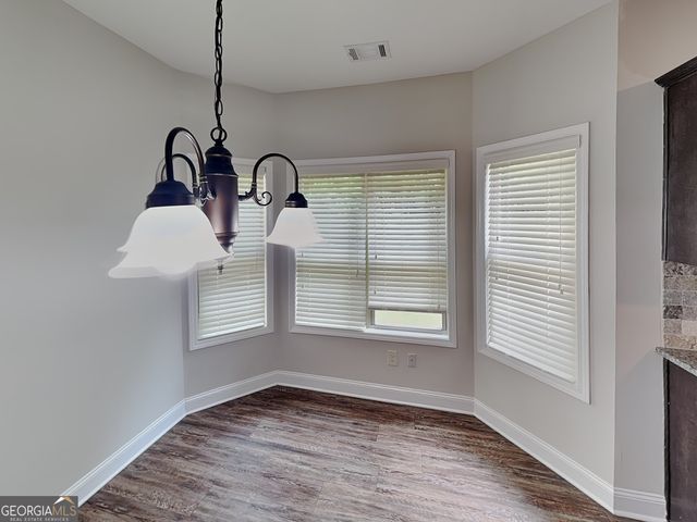 553 Cherry Creek Drive, Loganville, GA 30052