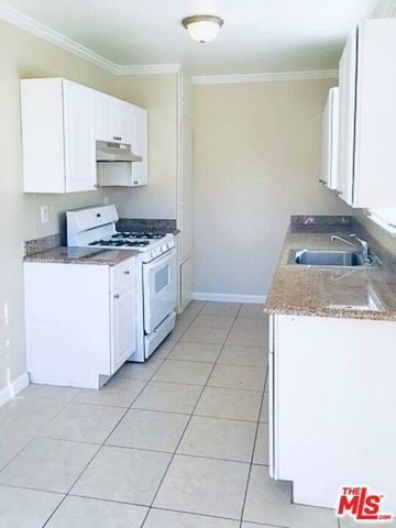 600 E Chevy Chase Drive, Glendale, CA 91205