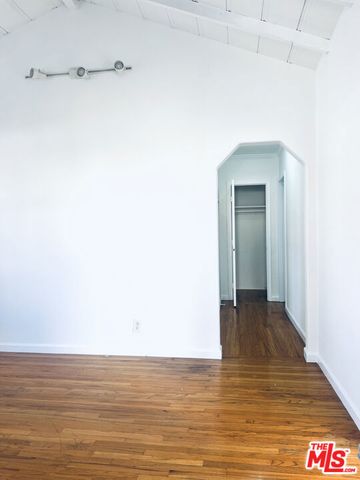 600 E Chevy Chase Drive, Glendale, CA 91205