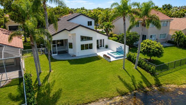 261 SW 178th Way, Pembroke Pines, FL 33029