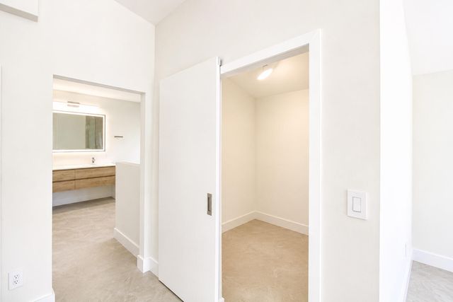 261 SW 178th Way, Pembroke Pines, FL 33029