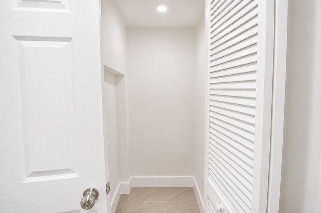 261 SW 178th Way, Pembroke Pines, FL 33029