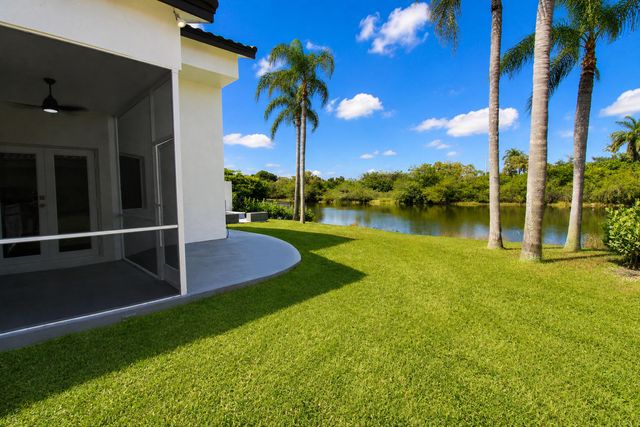 261 SW 178th Way, Pembroke Pines, FL 33029