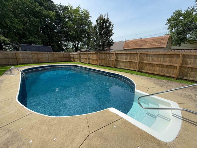 512 VERLINGTON CV, Collierville, TN 38017