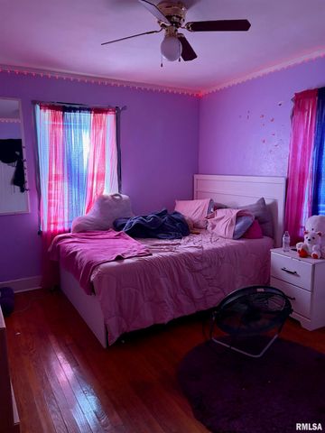 1018 GROVELAND Avenue, Peoria, IL 61604