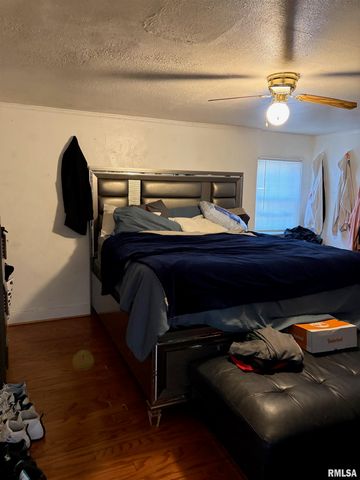 1018 GROVELAND Avenue, Peoria, IL 61604