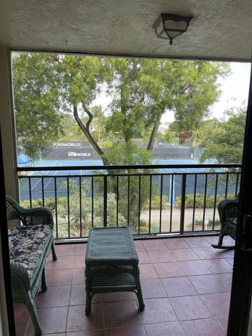 825 Egret Circle 306, Delray Beach, FL 33444