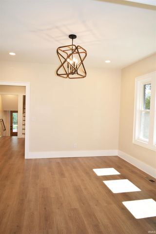 4301 Kratzville Road, Evansville, IN 47710