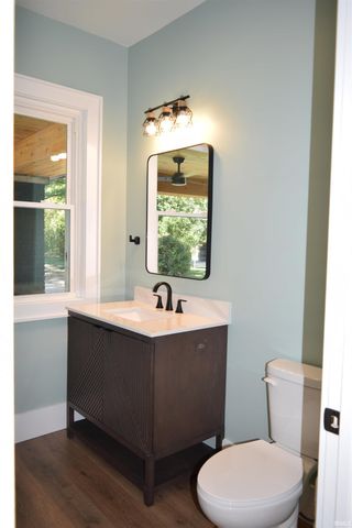 4301 Kratzville Road, Evansville, IN 47710