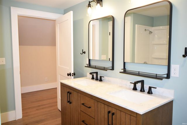 4301 Kratzville Road, Evansville, IN 47710