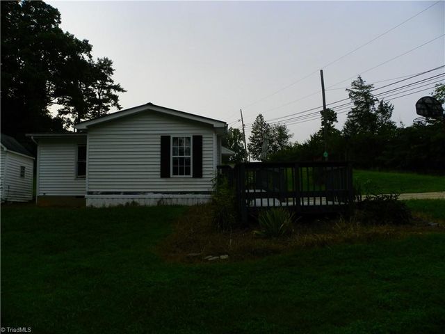 189 High Bluff Drive, Lexington, NC 27295