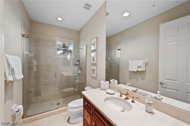 2658 Bolero DR 9-2, Naples, FL 34109