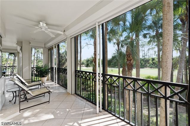 2658 Bolero DR 9-2, Naples, FL 34109