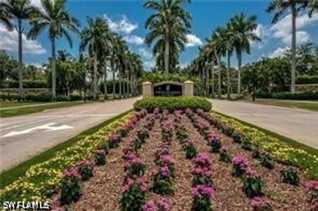 2658 Bolero DR 9-2, Naples, FL 34109